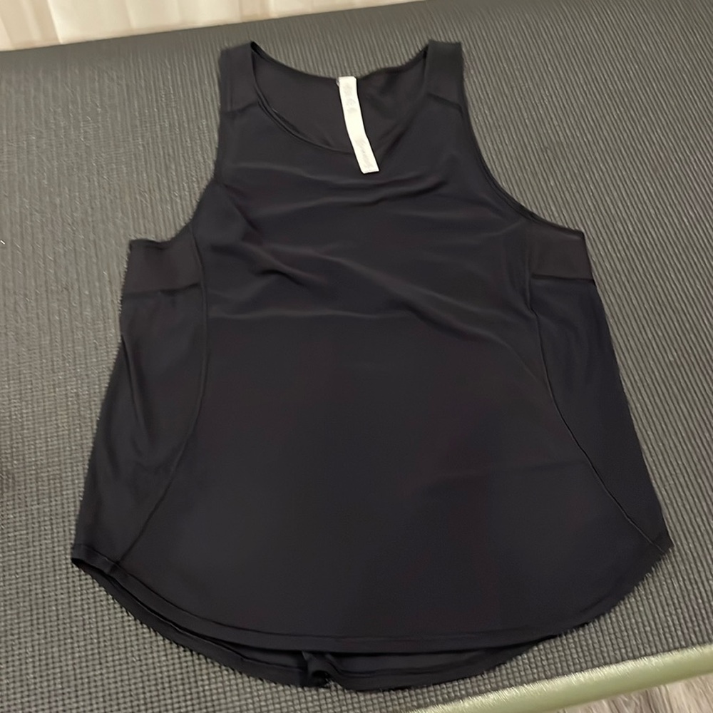 Lululemon black tank top.
